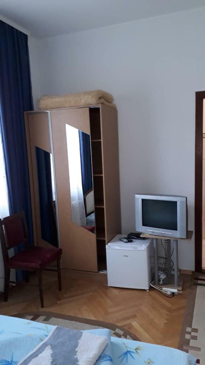 Садиба У Крайлюків Jaremtsche Exterior foto