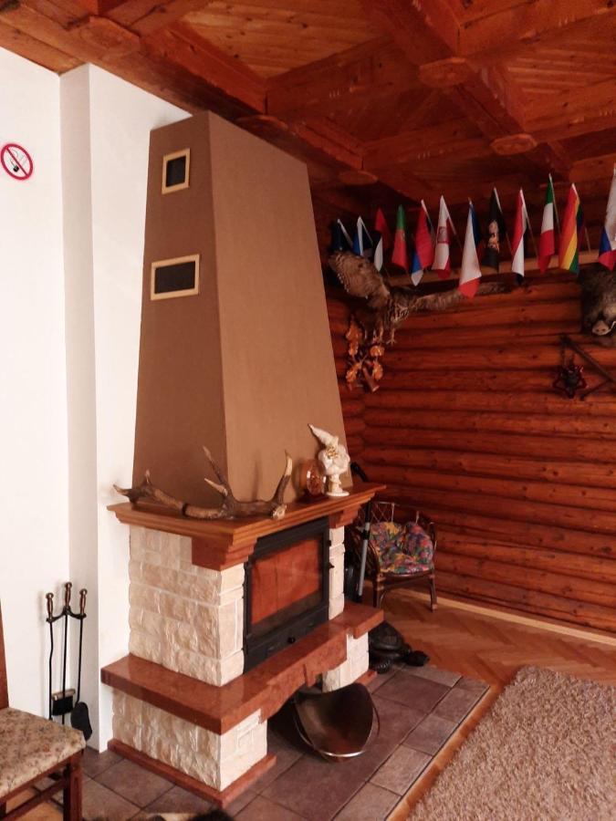 Садиба У Крайлюків Jaremtsche Exterior foto